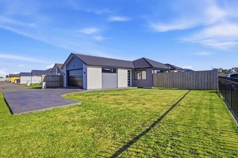 Photo of property in 32 Rubicon Place, Yaldhurst, Christchurch, 8042