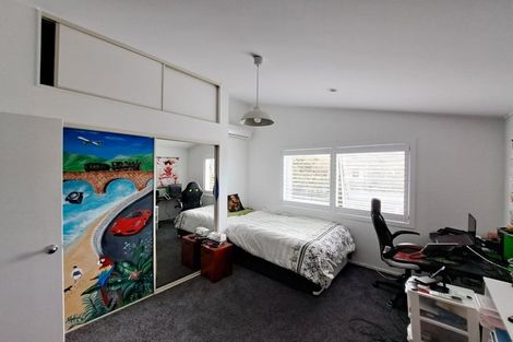 Photo of property in 1/308 Beach Road, Campbells Bay, Auckland, 0630
