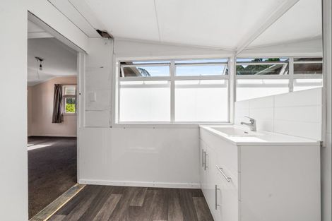 Photo of property in 50a Woodleigh Street, Frankleigh Park, New Plymouth, 4310