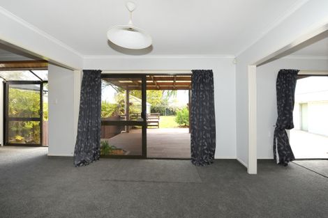 Photo of property in 100 Ascot Avenue, North New Brighton, Christchurch, 8083