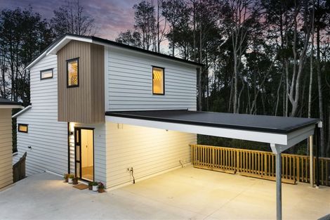 Photo of property in 4/15d Verran Road, Birkenhead, Auckland, 0626