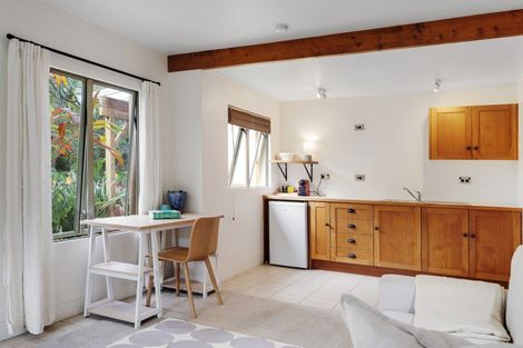 Photo of property in 424 Kerikeri Road, Kerikeri, 0230