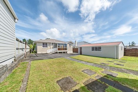 Photo of property in 181 Mangorei Road, Merrilands, New Plymouth, 4312