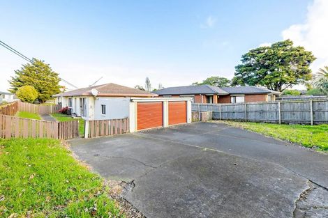 Photo of property in 2/12 Gifford Road, Papatoetoe, Auckland, 2025