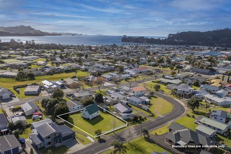 Photo of property in 8 Endeavour Close, Whitianga, 3510