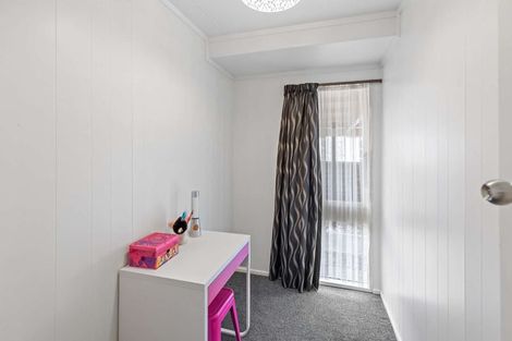 Photo of property in 21 Langley Avenue, Milson, Palmerston North, 4414