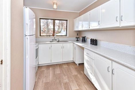 Photo of property in 1/2 West Street, Papakura, 2110