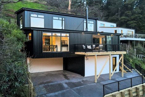 Photo of property in 3c Dalleys Lane, Lyttelton, 8082