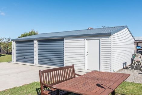Photo of property in 39 Belvedere Avenue, Waikanae, 5036