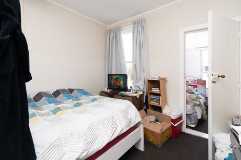 Photo of property in 14 Prince Street, Mount Victoria, Wellington, 6011