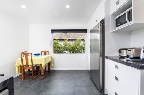 Photo of property in 20 Waldron Crescent, Green Island, Dunedin, 9018