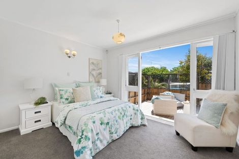 Photo of property in 5 Culver Terrace, Howick, Auckland, 2014