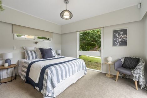 Photo of property in 28 Himalaya Drive, Half Moon Bay, Auckland, 2012