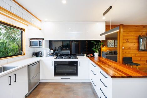 Photo of property in 23 Abby Road, Fitzherbert, Palmerston North, 4410