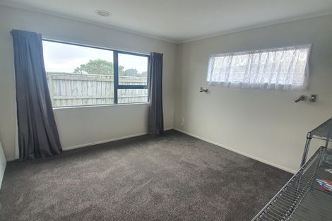 Photo of property in 86 Baylands Drive, Newlands, Wellington, 6037