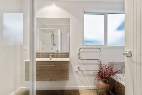 Photo of property in 278 Lakes Boulevard, Pyes Pa, Tauranga, 3112