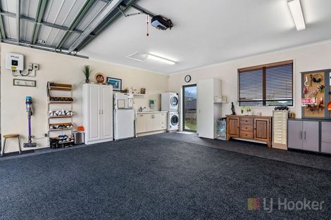 Photo of property in 18 Hamon Place, Pukehangi, Rotorua, 3015
