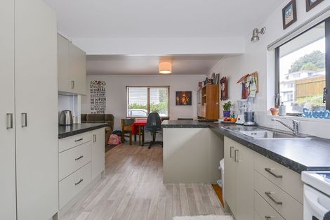 Photo of property in 34 Victory Street, Welcome Bay, Tauranga, 3112