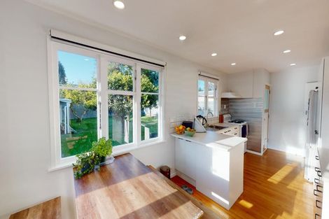 Photo of property in 15 Dorset Crescent, Hokowhitu, Palmerston North, 4410