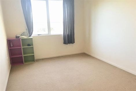 Photo of property in 171a Royal Road, Massey, Auckland, 0614