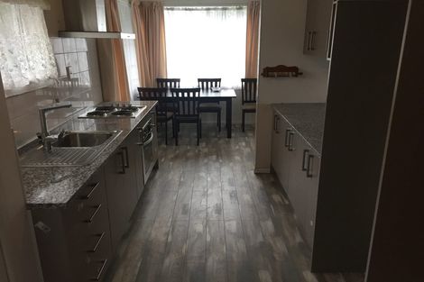 Photo of property in 38 Dickson Crescent, Hornby, Christchurch, 8042