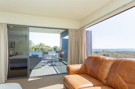 Photo of property in 273 Papamoa Beach Road, Papamoa Beach, Papamoa, 3118