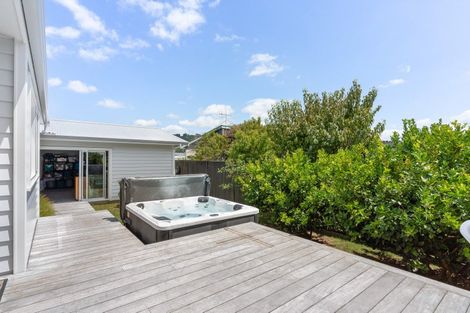 Photo of property in 104b Exeter Road, Whangamata, 3620