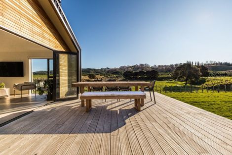 Photo of property in 2480 Kahuranaki Road, Elsthorpe, Havelock North, 4295