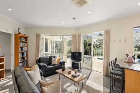 Photo of property in 1242 Great South Road, Runciman, Drury, 2578