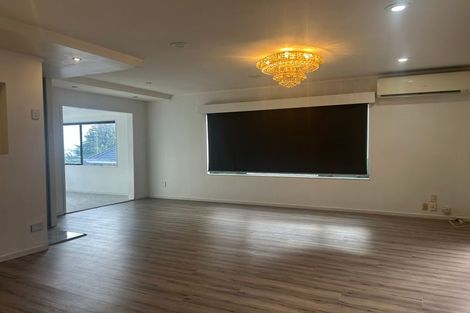 Photo of property in 29 Goodwood Drive, Goodwood Heights, Auckland, 2105