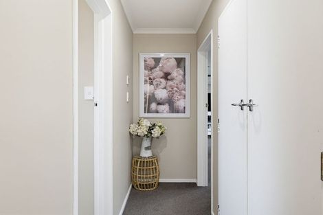 Photo of property in 6 Escort Grove, Awapuni, Palmerston North, 4412