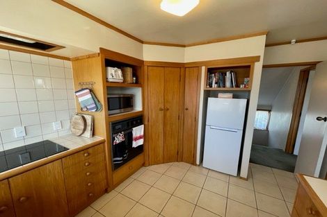 Photo of property in 2/13 Saltburn Road, Milford, Auckland, 0620