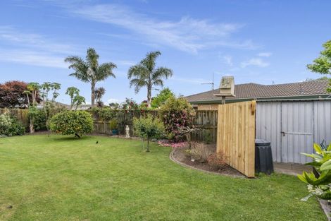 Photo of property in 687 Gloucester Road, Papamoa Beach, Papamoa, 3118
