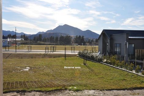 Photo of property in 42 Obelisk Street, Wanaka, 9305