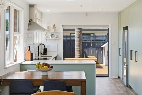 Photo of property in 9a Carysfort Street, Mount Maunganui, 3116