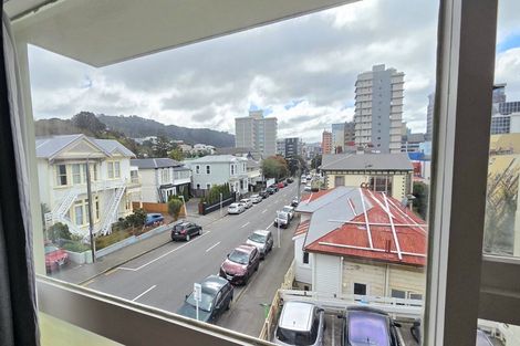 Photo of property in Churchill Flats, 213 The Terrace, Wellington Central, Wellington, 6011
