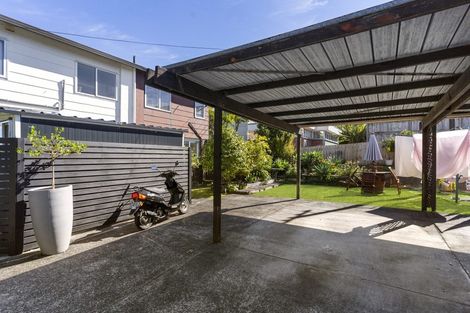 Photo of property in 4/7 Balmain Road, Birkenhead, Auckland, 0626