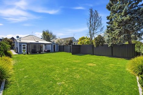 Photo of property in 94 Holly Road, St Albans, Christchurch, 8014