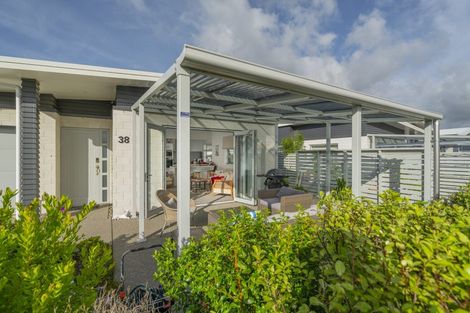 Photo of property in 16 Vanita Drive, Whitianga, 3510