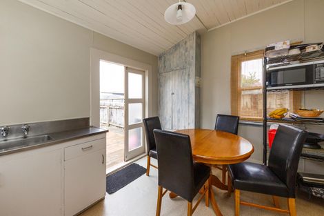 Photo of property in 85 Waldegrave Street, Palmerston North, 4410