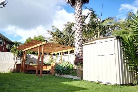 Photo of property in 13 Clovelly Road, Bucklands Beach, Auckland, 2012