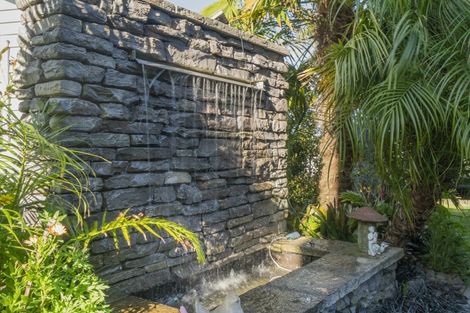 Photo of property in 8 Sara Way, Whitianga, 3510