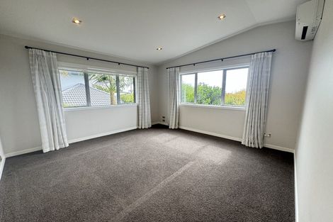 Photo of property in 2/6 Sandford Street, Campbells Bay, Auckland, 0630
