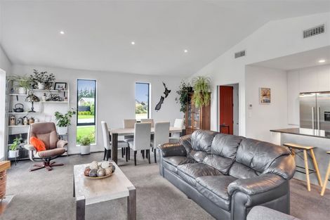Photo of property in 66 Silver Peaks Drive, West Melton, 7618