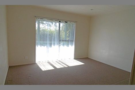 Photo of property in 8 Tyndrum Place, Highland Park, Auckland, 2010