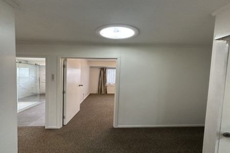 Photo of property in 59a View Road, Henderson, Auckland, 0612