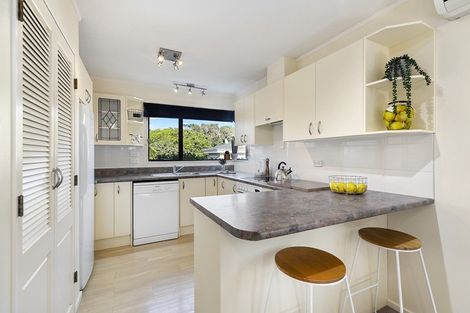 Photo of property in 21a Cecil Road, Tawa, Wellington, 5028