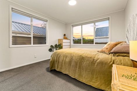 Photo of property in 16 Tapu Road, Huapai, Kumeu, 0810