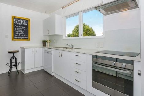 Photo of property in 27 Montclair Rise, Browns Bay, Auckland, 0630