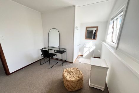 Photo of property in 36 Rangatira Road, Birkenhead, Auckland, 0626